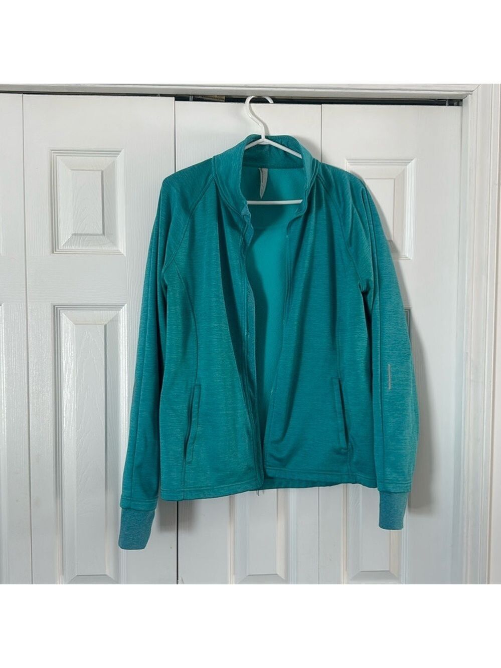 Mondetta Jacket Size XL❤️